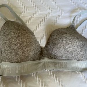 Pink Victoria Secrets wireless bra heather grey in good condition.